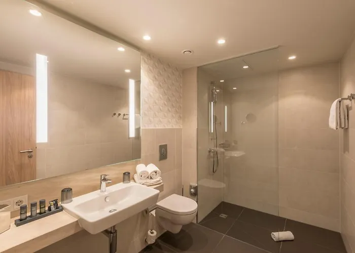 - - Berliner Tor By Ihg Hotel 4*