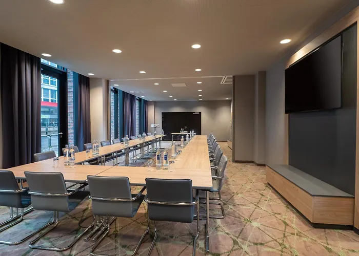- - Berliner Tor By Ihg Hotel 4*