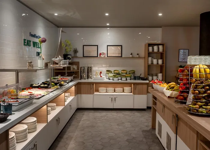 Hotel - - Berliner Tor By Ihg 4*
