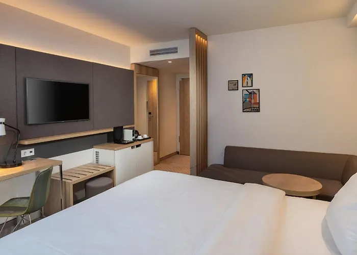 - - Berliner Tor By Ihg Hamburg