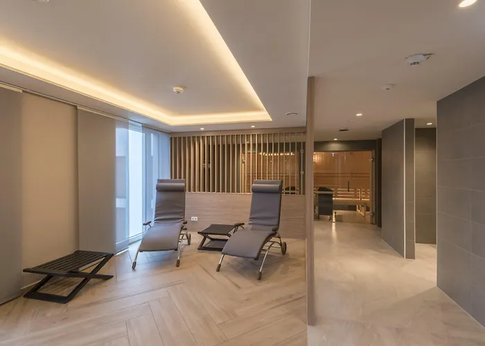 - - Berliner Tor By Ihg Hotel 4*